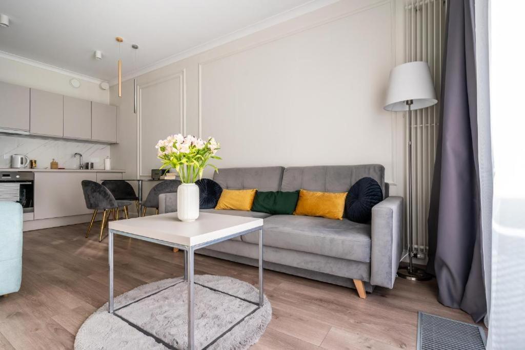 Mennica Residence By Golden Apartments وارسو المظهر الخارجي الصورة