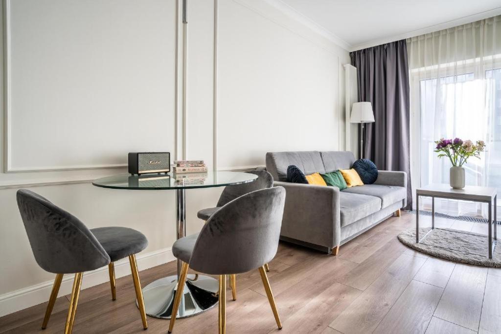 Mennica Residence By Golden Apartments وارسو المظهر الخارجي الصورة